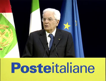 Mattarella: “Il mondo è cambiato, ma la vocazione di Poste Italiane di tenere connessa l’Italia si conferma”